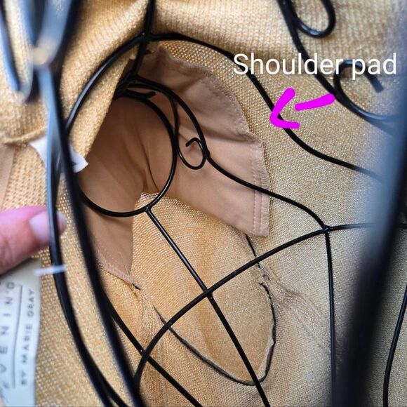 Vintage St. John Colorblock Black/Gold Long Sleeved Sweater Maxi Dress. Size 8 - Picture 11 of 11